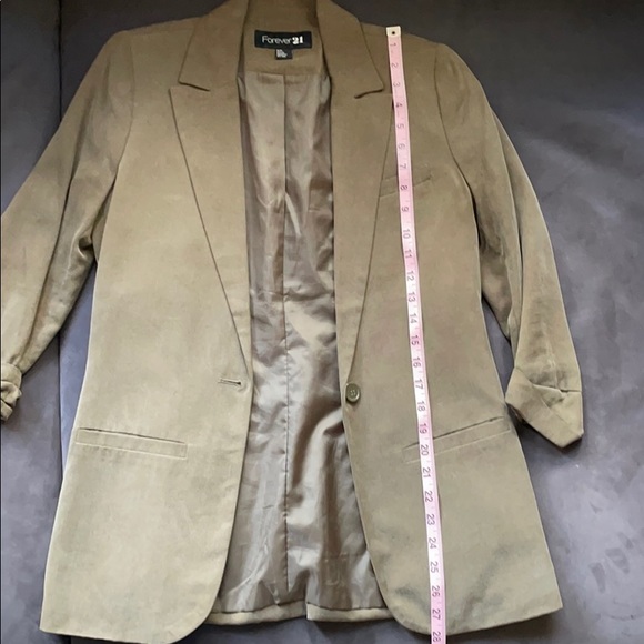 3 Quarter Sleeve Blazer - Picture 5 of 9